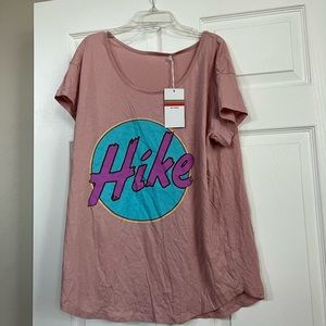 Indy Brand graphic tee NWT Hike